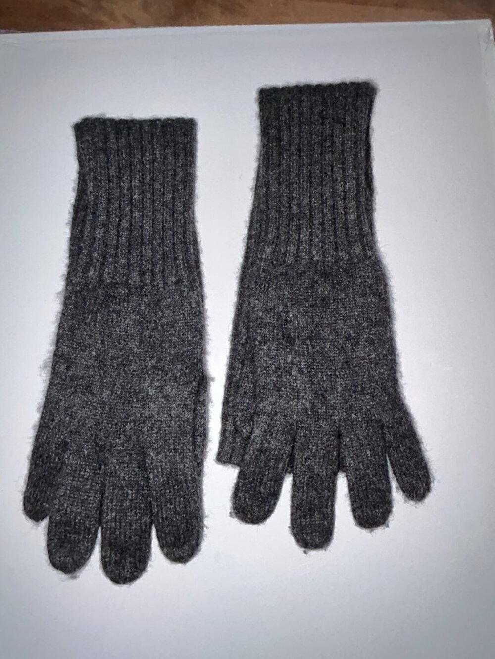 Vince Grey Cashmere Long Gloves, one size